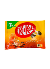 將圖片載入圖庫檢視器 日本 Nestle Kitkat Mini 巧克力 草莓 抹茶 可可 日本零食 酥脆口感

